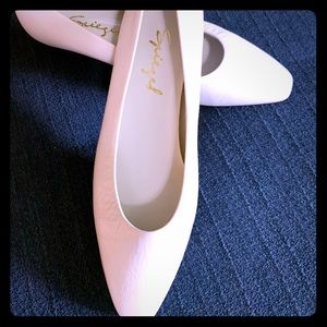 Vintage White Spiegel pumps